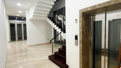 For Sale rumah Premium di Pantai Indah Kapuk, Jakarta Utara - LT 343m²