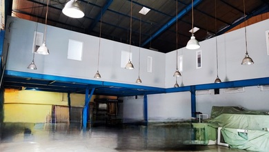 Gudang Yos Sudarso, Dekat Tanjung Priok, Murah, 961 M2, Ada Office Bagus, 2 Lantai, Hook Selatan Timur, Akses Container 40 Ft