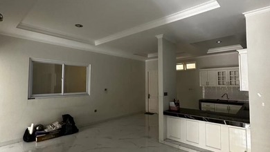 Kesempatan Eksklusif, rumah Mewah di Taman Grisenda, Jakarta Utara, LB 300m²
