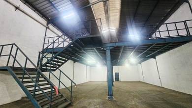 Gudang Daan Mogot, Murah, 540 M2, Ada Office, Rapi, Siap Pakai