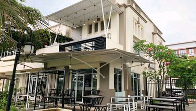 Ruko Bsd Vanya Park, Murah, Hook, 6x18, 2 Muka, View Danau, Rapi Siap Pakai