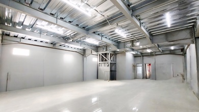 Gudang Elang Laut Pik, Dekat Kapuk, Murah, 3 Lantai, 380 M2, Rapi, Lift & Office Siap Pakai