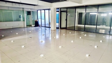 Ruko Gandeng Jalan Panjang, Murah, 360 M2, Plong, Bagus, Strategis, Dekat Tol