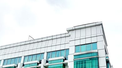 Ruko Dekat Puri Indah, Puri Kencana, Hook, 4 Lantai, Murah, Dekat Tol Kebon Jeruk, Cakep, Siap Pakai