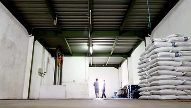 Gudang Kapuk, Murah, 240 M2, Ruang Office, Lift Barang, Masuk Container 20 Feet