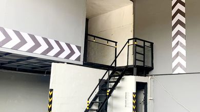 Gudang Kapuk Dekat Pik & Daan Mogot, 170 M2, Siap Pakai