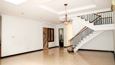 Hunian Prestisius di Kawasan Puri Indah, Jakarta Barat, LB 400m², Harga 7,75 Miliar