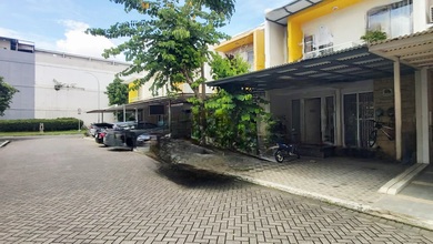 Rumah Elite di Kawasan Green Lake City, Jakarta Barat, LB 120m², Harga 2,7 Miliar