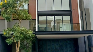 Rumah Area Premium BSD City, Tangerang - Harga Terbaik 18 Miliar