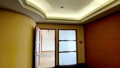 RUKO GANDENG PURI NIAGA KENCANA, PURI INDAH, 3 LANTAI, STRATEGIS BUAT KANTOR, BANK, KLINIK, SALON, BRIDAL, YOGA PILATES.