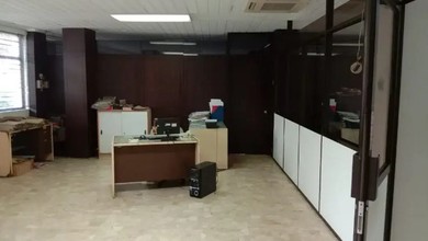 Dijual Cepat Ruko Hoek Harmoni 5 Lantai Strategis Harga Di Bawah Pasaran