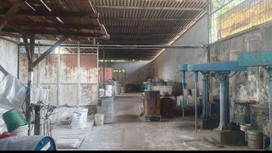 Disewakan Gudang Kapuk 550m2, Pinggir Jalan Raya