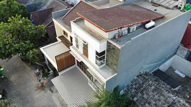 Dijual rumah Mewah di Taman Royal, Tangerang - LT 160m²
