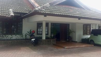 For Sale rumah Premium di Pesanggrahan, Jakarta Selatan - LT 1018m²