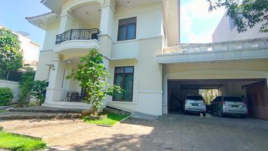 Rumah Mewah di Sunter, Jakarta Utara, 6 KT, LT 1188m²