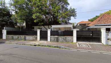 Segera Disewakan di Menteng, Jakarta Pusat, LT 614m², Harga 660 Juta /tahun