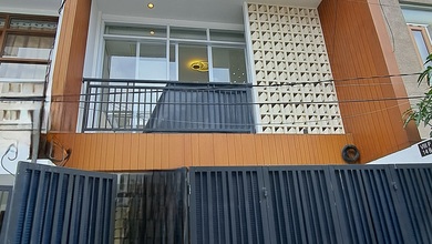 Rumah Area Luxury Tebet, Jakarta Selatan - Harga Terbaik 3,7 Miliar