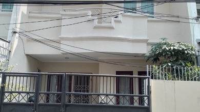 Rumah Favorit di Sunter, Jakarta Utara, 4 KT, Harga 2,4 Miliar