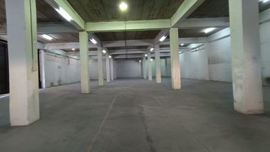 Sewa Gudang 1.088m2 Pulo Gadung Kawasan Jiep akses Kontener
