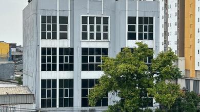 Ruko Gandeng 3 untuk Usaha (5 Lantai) Strategis