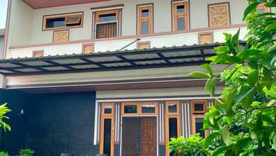Rumah Dijual di Kedamaian, Bandar Lampung, LB 300m², Harga Kompetitif!