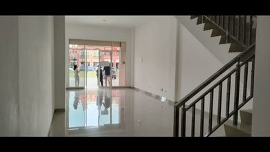 *DI JUAL*
Ruko Laviera PIK 2
Kondisi baru
Luas tanah 4.5 x 15m
Luas bangunan 250m
3 lantai
PPJB
*Harga jual 5.5M nego sampe deal

Lucky gading pro pik 