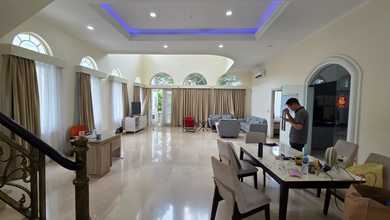 Disewakan Rumah Murah di Pantai Indah Kapuk, Jakarta Utara, LT 350m²