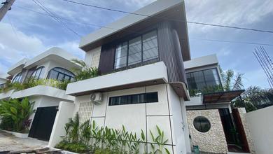 Villa Baru Full Furnished 3 Kamar di Tumbakbayuh
