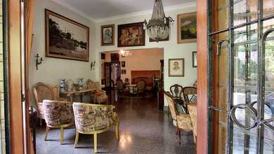 Penawaran Langka, rumah Mewah di Menteng, Jakarta Pusat, LB 550m²