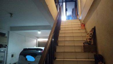 Ruko Dijual Siap Huni di Jelambar Jakarta Barat Strategis