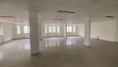 3 Ruko Gandeng Jalan Raya Pangeran Jayakarta