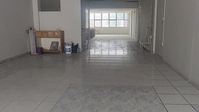 Disewakan Ruko 3 Lantai, Jalan Raya, Strategis, Dekat Pusat Blok A Dan B, Cocok Untuk Kantor, Gudang, Tanah Abang, Jakarta Pusat