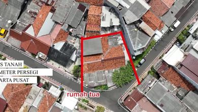 Penawaran Eksklusif, rumah Mewah di Bendungan Hilir, Jakarta Pusat, LB 240m²
