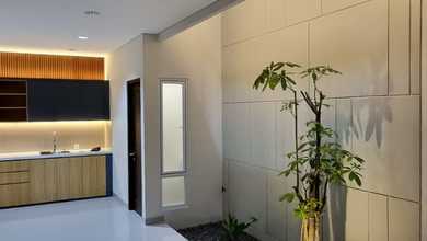 Rumah Dijual di Duri Kepa, Jakarta Barat, LB 147m², Harga Terbaik!
