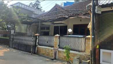 Rumah Area Luxury Grogol, Jakarta Barat - Harga Terbaik 3,6 Miliar