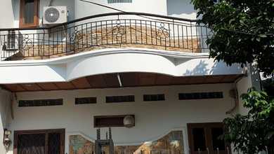 Kesempatan Eksklusif, rumah Prestisius di Kedoya, Jakarta Barat, LB 270m²