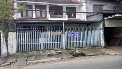 For Sale rumah Premium di Tomang, Jakarta Barat - LT 144m²