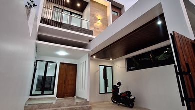 Hunian Elegan di Pondok Kelapa, Jakarta Timur, 3 KT, LT 150m²