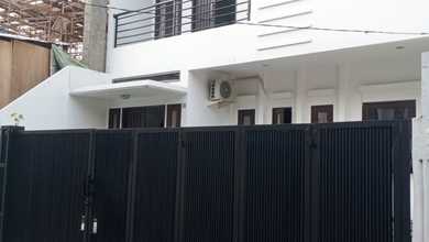 For Sale rumah Mewah di Tebet, Jakarta Selatan - LT 144m²