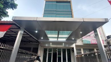 Gedung Kantor di Tebet dengan Lift Jakarta Selatan