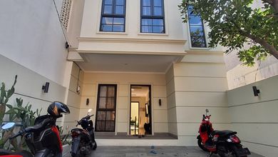 For Sale rumah Eksklusif di Percetakan Negara, Jakarta Pusat - LT 162m²