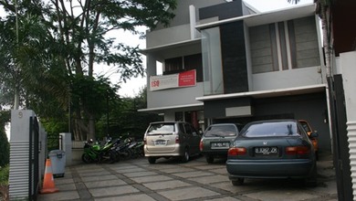 Disewakan Gedung Kantor Akses Trategis Dekat Toll Lebak Bulus