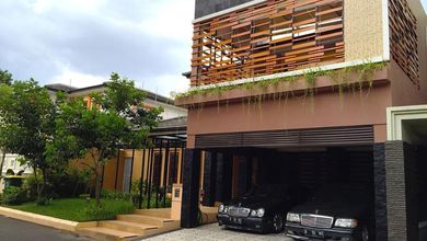 Rumah Mewah di Kawasan Bintaro, Tangerang Selatan, LB 320m², Harga 8,25 Miliar