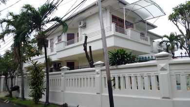 Rumah Sewa Murah Lokasi Pondok Indah, Jakarta Selatan, LB 550m²