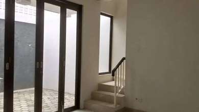 Rumah Mewah di Kawasan Bintaro, Tangerang Selatan, LB 161m², Harga 4 Miliar