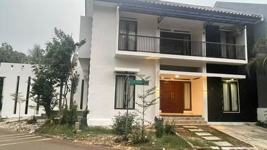 Rumah Mewah di Kawasan Bintaro, Tangerang Selatan, LB 247m², Harga 3,1 Miliar
