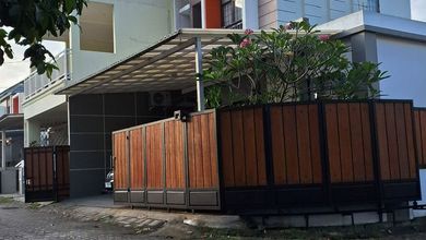 Kesempatan Langka, rumah Mewah di Ciputat, Tangerang Selatan, LB 200m²