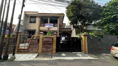 Penawaran Eksklusif, rumah Mewah di Pejaten, Jakarta Selatan, LB 500m²