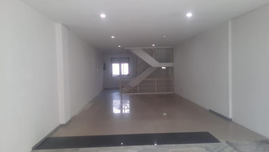 Ruko Mitra Sunter Menghadap Jalan Raya