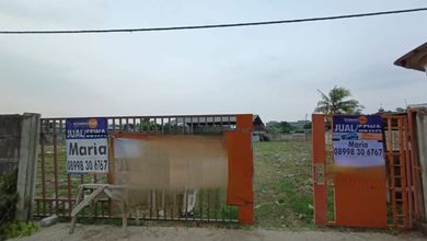 Jual Tanah Kawasan Komplek Karawang Barat Pemandangan Danau dan Taman